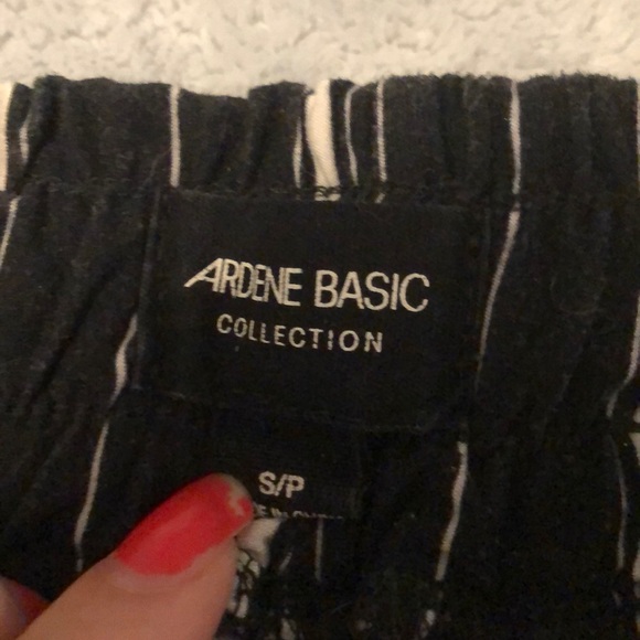 (s) black and white striped pants from ardene - Picture 2 of 2